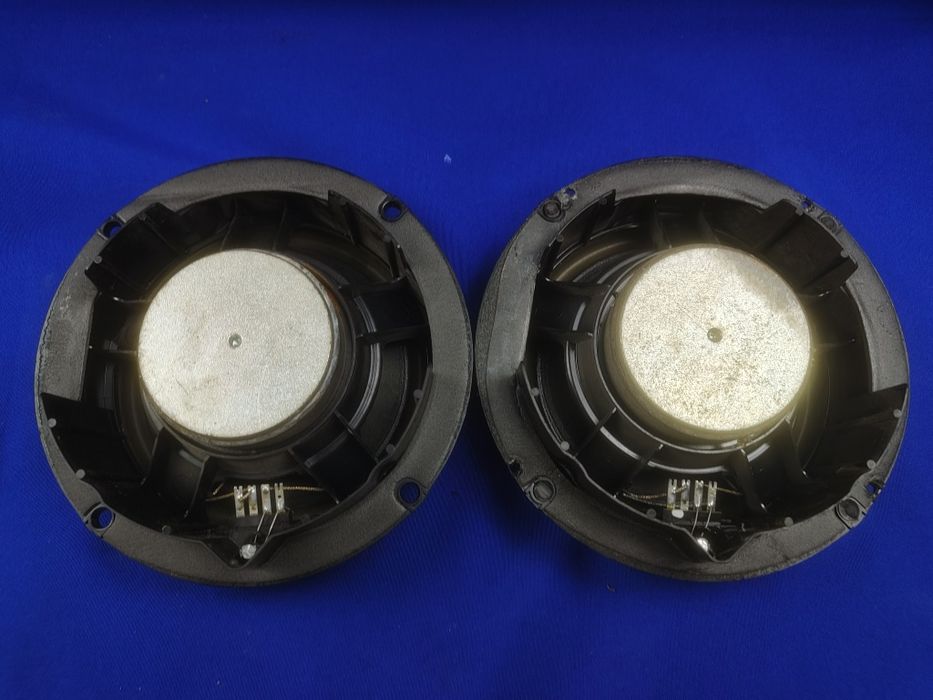 Динаміки передні/ задні Volkswagen Passat B5/ B5+ Touran/ T5