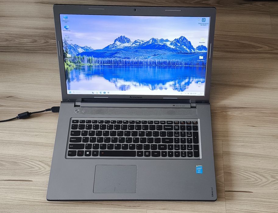 Lenovo Z710 17,3" Intel® Core™ i3-4100m  8GB RAM