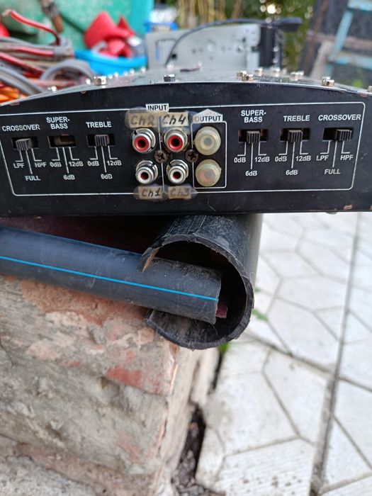 Автомагнітола 2дін, підсилювач на 4 канали, провода в комплекті