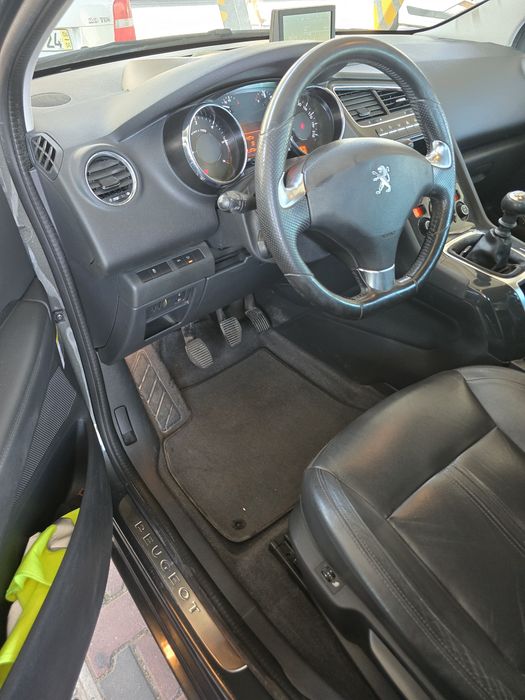 Carrinha Peugeot 5008