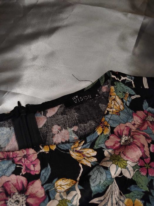 Жіноча сукня LC Waikiki XL, квіткова