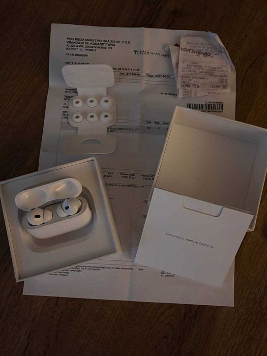 Apple airpods pro 2 gen 2