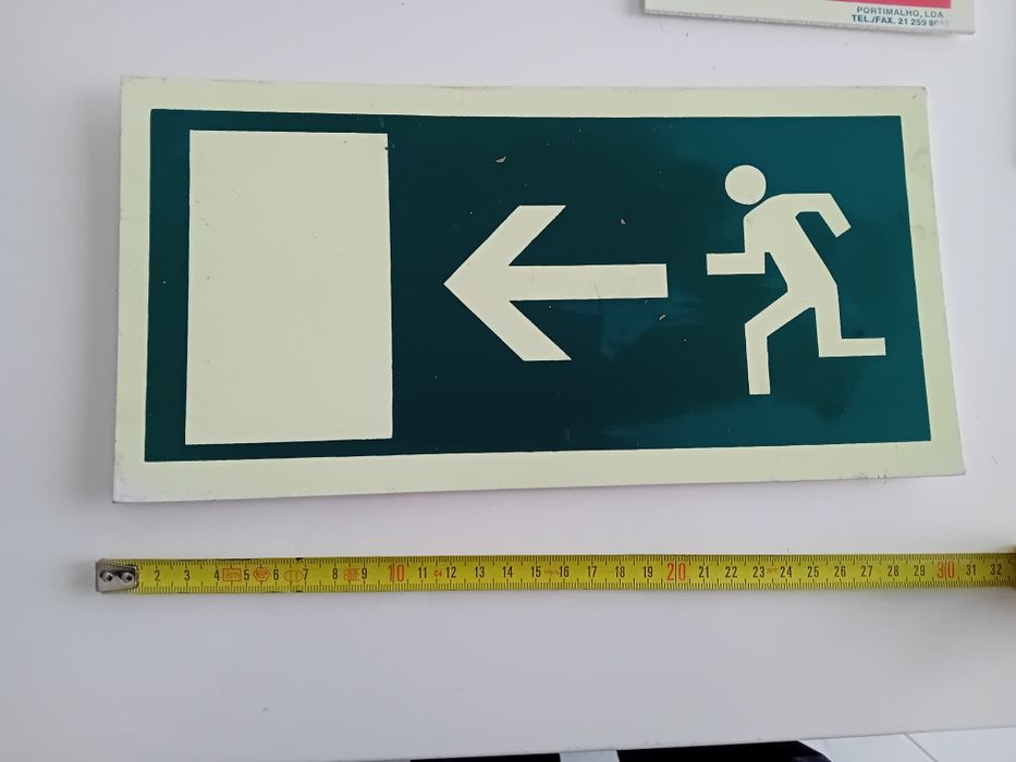 Sinalização emergência, placas resopal fluorcentes