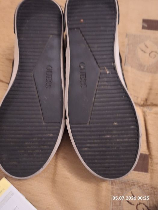 GUESS Sneakersy 38