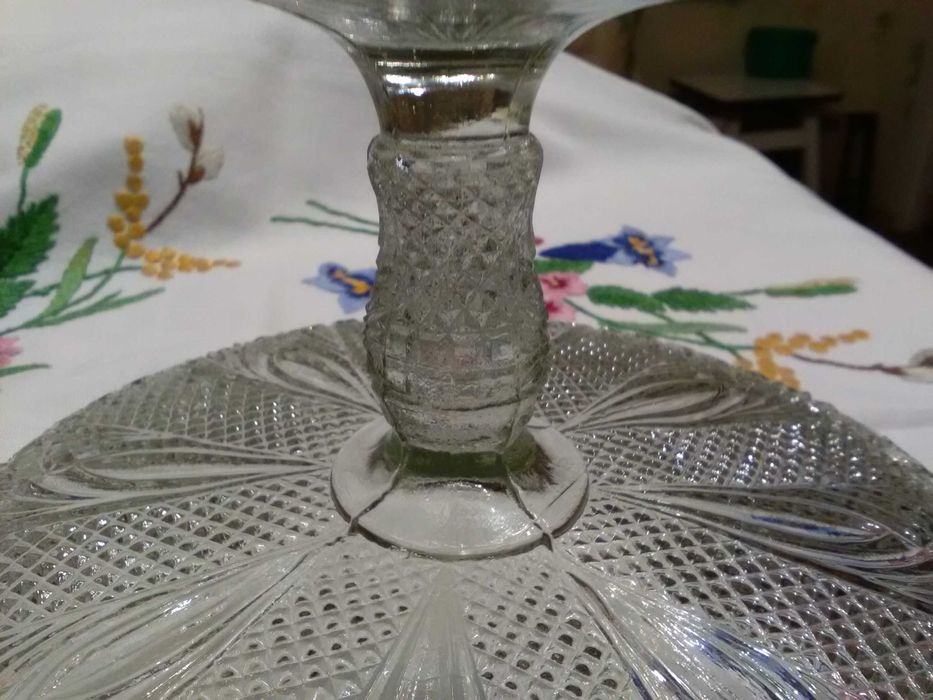 Ваза на ножке стекло 50 е годы СССР