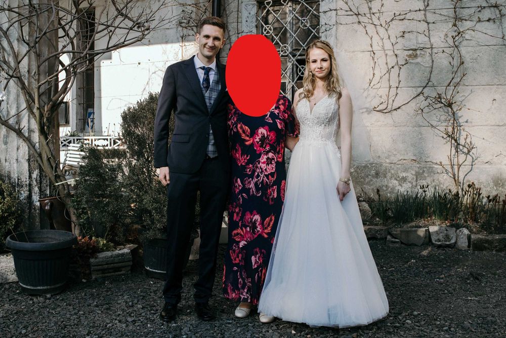 Suknia ślubna rozmiar 32/34 w cenie 2 welony oraz etola :)