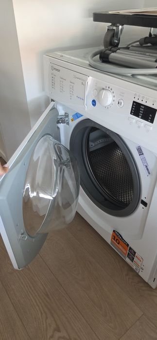 Maquina NOVA de lavar roupa encastrar