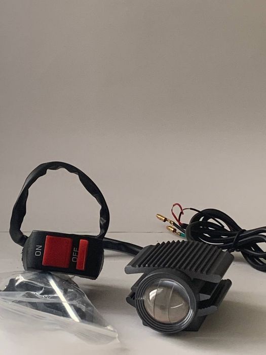 Led лами, протитуманні фари. В комплекті дві туманки