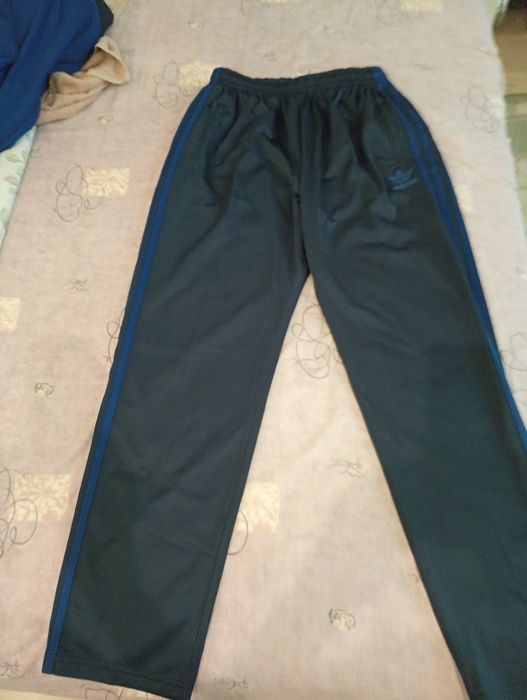 Продам спортивный костюм Adidas 52-54р(09) Австрия