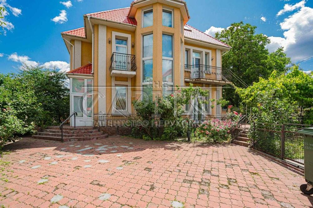 Аренда дома с газом Осокорки, 9 комнат, 7 спален, ул. Садовая