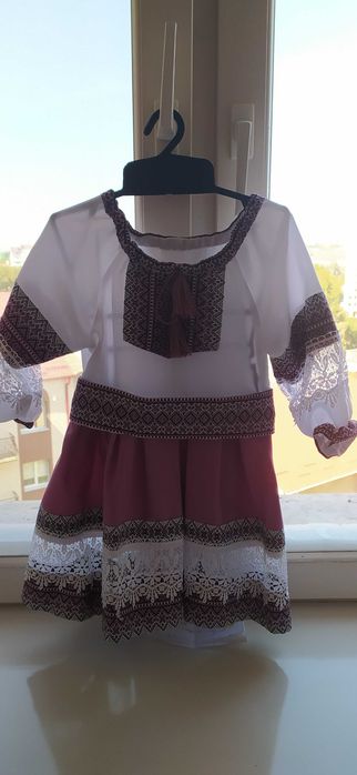 Одяг для дівчинки