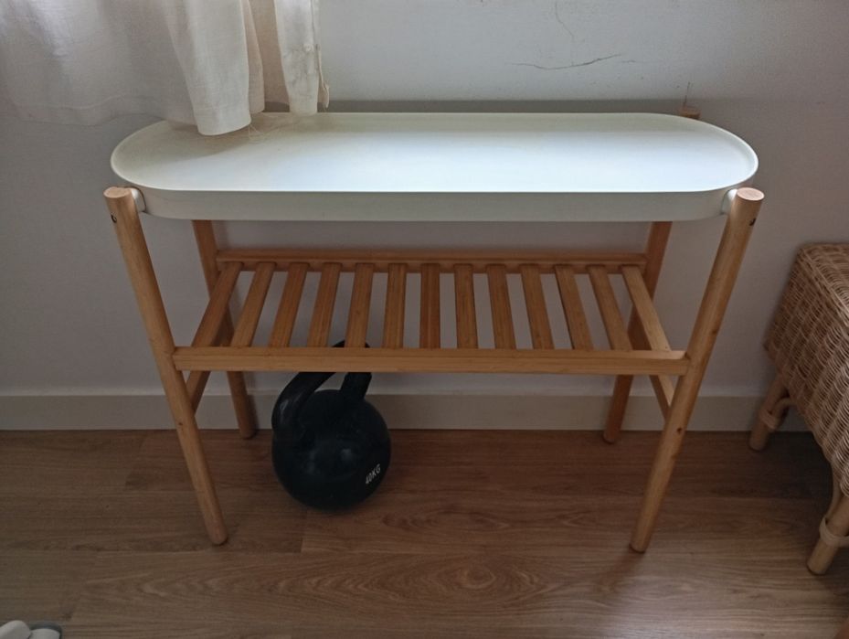 Móvel Floreira IKEA