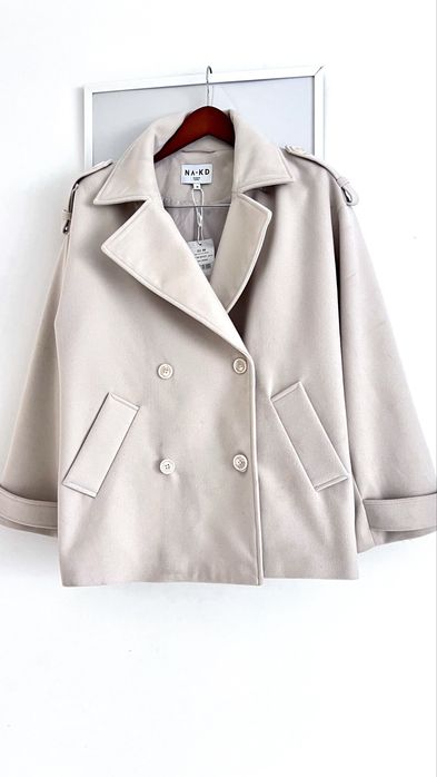 Пальто нове стильне Na-KD