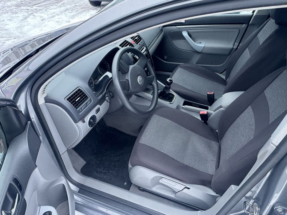 Volkswagen Golf продам