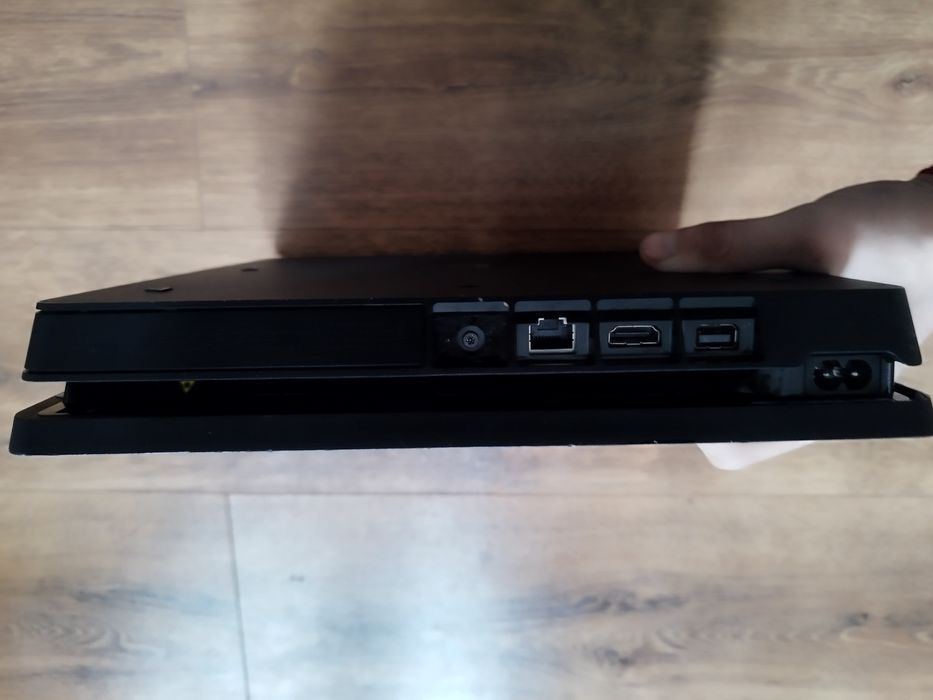 Sony PlayStation 4 Slim на 1 tb