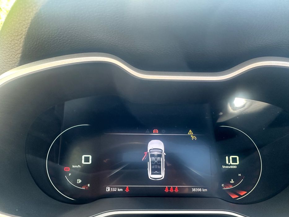 MG ZS 1.0 Luxury com garantia de fábrica até 2031.