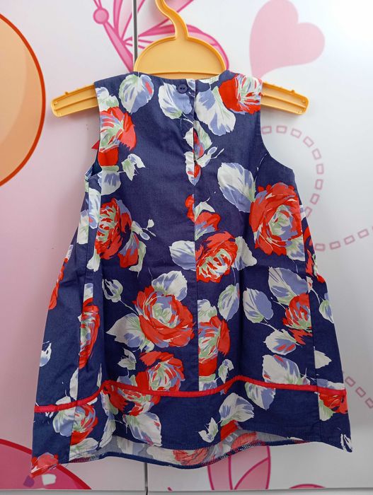 Śliczna sukienka na lato rozm. 80