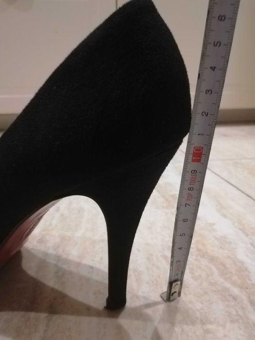 Buty szpilki czarne 41 czerwona podeszwa