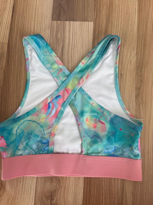 Sportowy top kolorowy