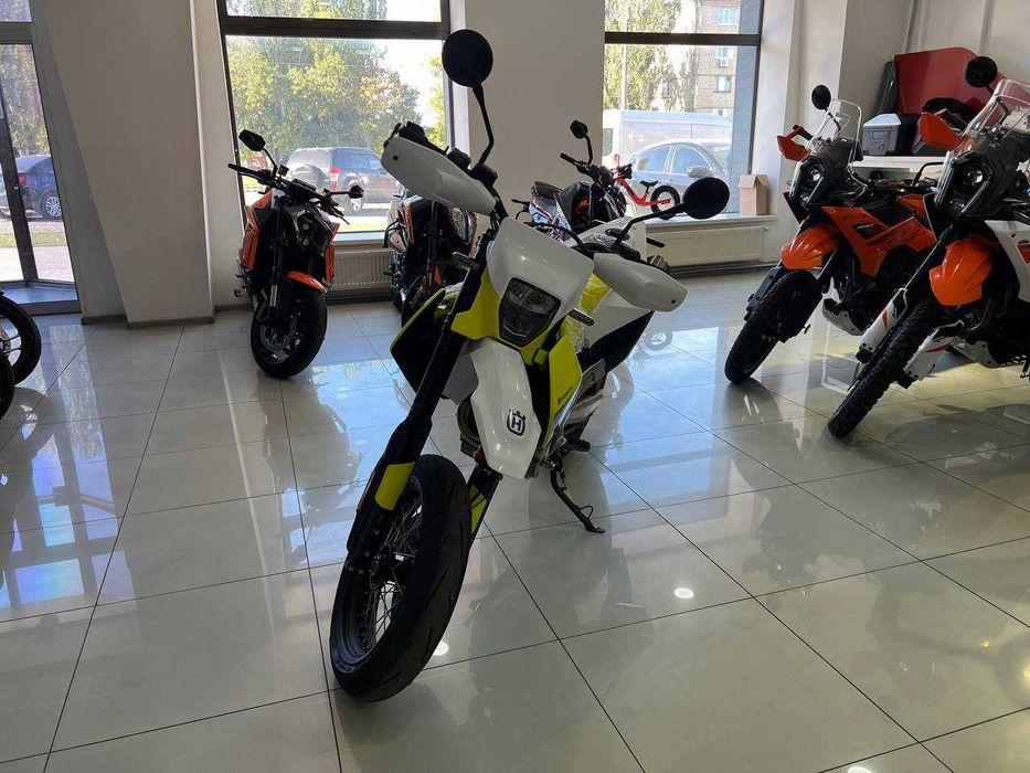 Husqvarta 701 SM Supermoto