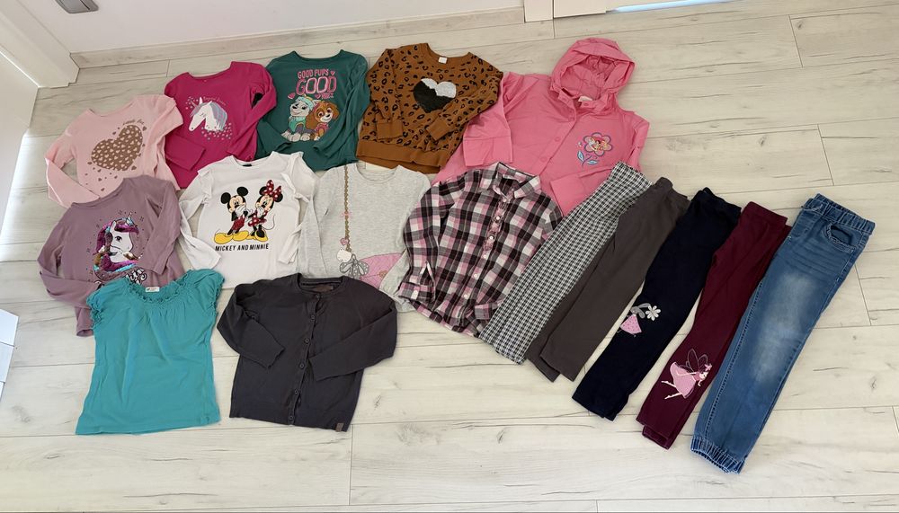 Duży zestaw ubrań jesiennych, jesień, zima 122, 128 kurtka bluzki, legginsy