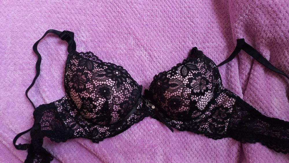 Бюстгальтер з мереживом