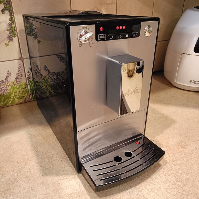 Ekspres ciśnieniowy do kawy Melitta Caffeo Solo super stan czysty