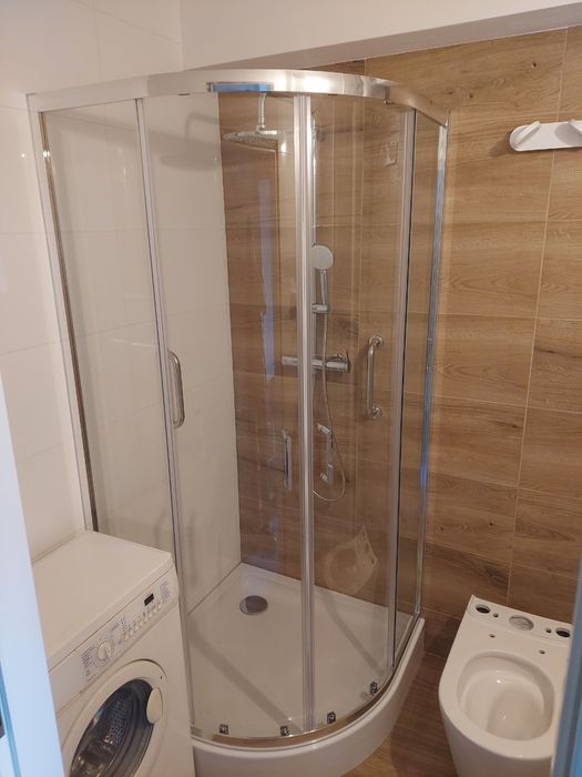 Montaż kabin usługi hydrauliczne hydraulik czyszczenie rur udrażnianie