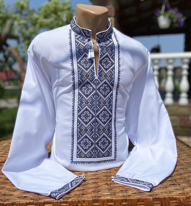 чоловічі вишиванки, вишиванка чоловіча, лляна вишита сорочка