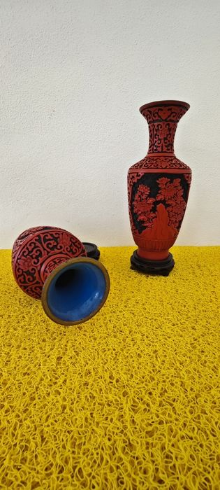 Vasos em cloisonné
