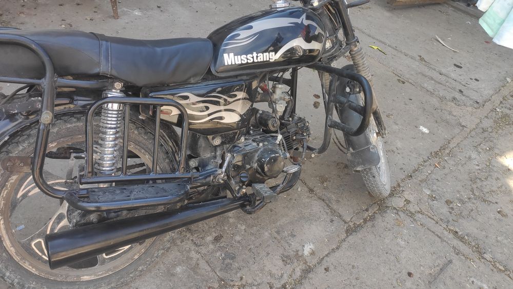 Продам мустанг 110 срочно !!!