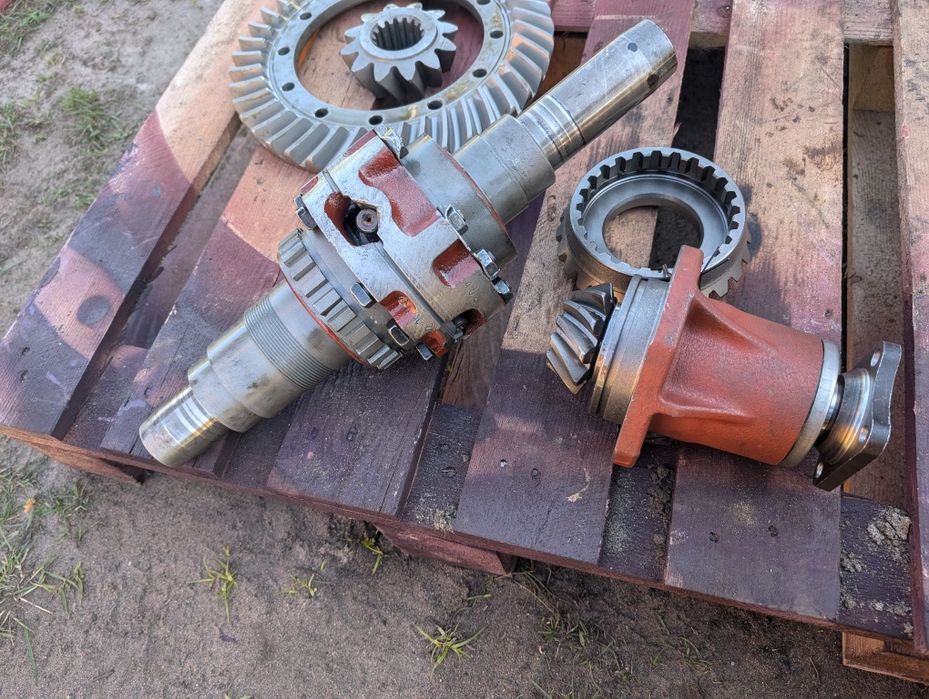 Диференціал МТЗ Деференціала переднього моста МТЗ 82 892 пВм МТЗ