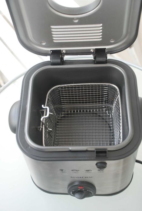 Mini-Fritadeira SFM 840 A1