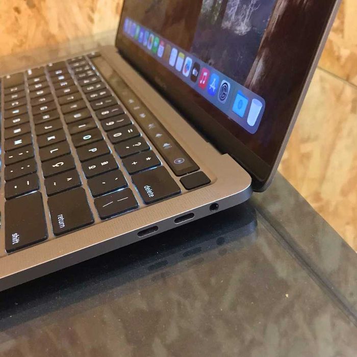 MacBook Pro 13, Processador i5, 500GB SSD, 16GB RAM, GARANTIA