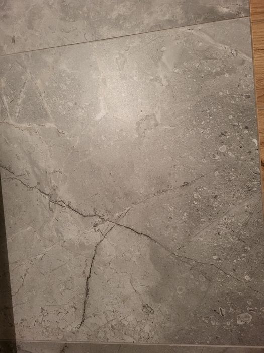 Płytki gresowe 597x597x8 szare nowe