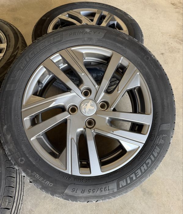 Peugeot Jantes/Pneus 16”
