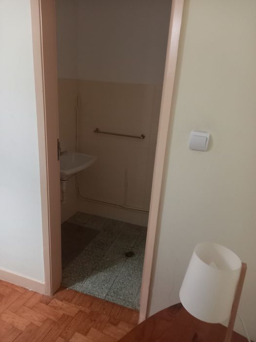 Quarto privado  em Seia