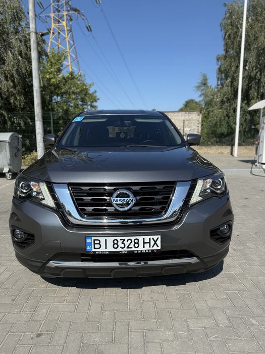 Nissan Pathfinder 2019
