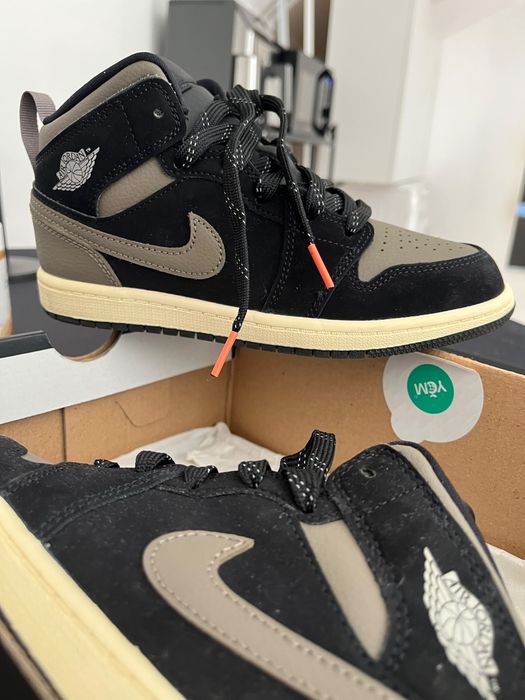 Air Jordan 1 mid blac