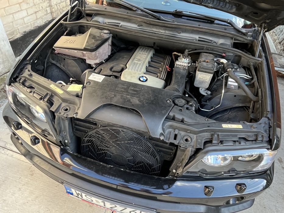 Продаю BMW X5 3.0