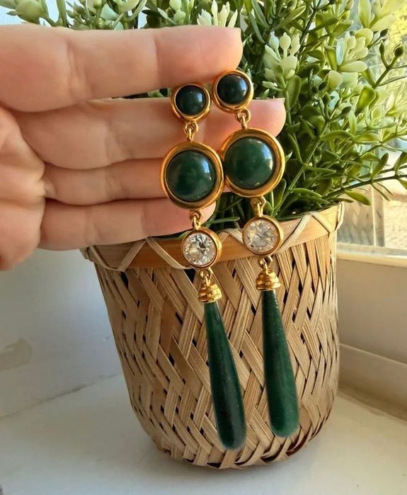 Brinco de Prata 925, Jade e Zircônia