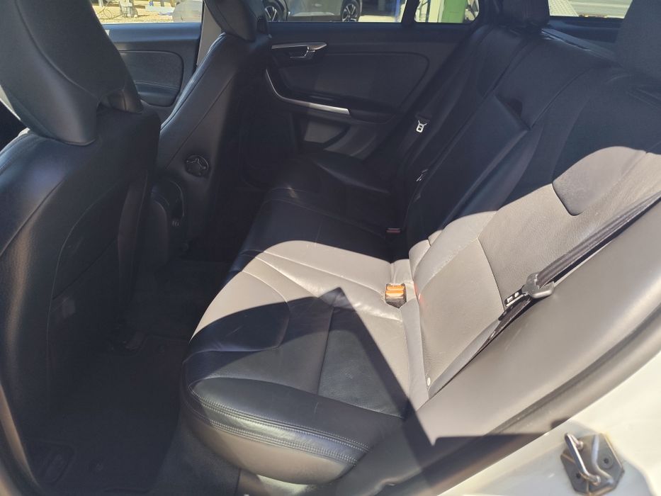 Volvo V60 2.4 Híbrido Elétrico 2013