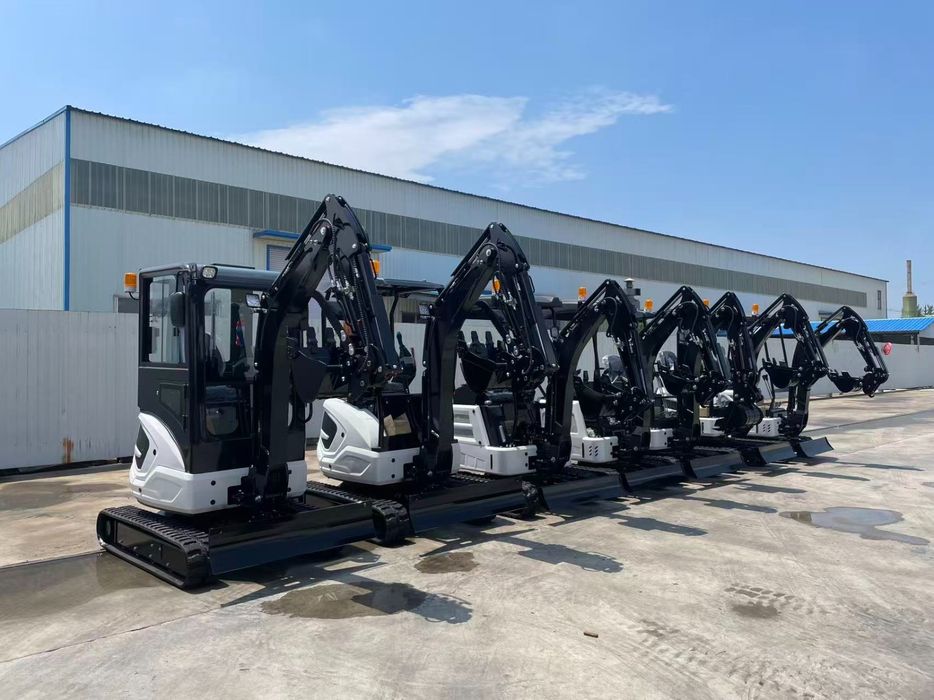 Mini giratória 1800kg  M/Kubota