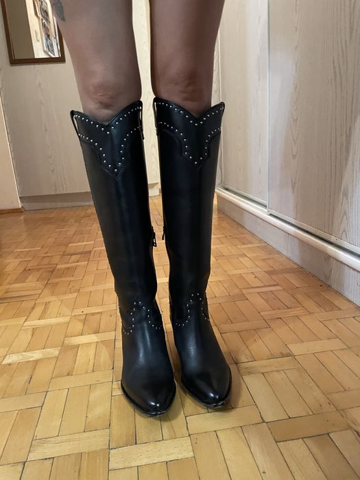 Karl Lagerfeld buty ze skory.