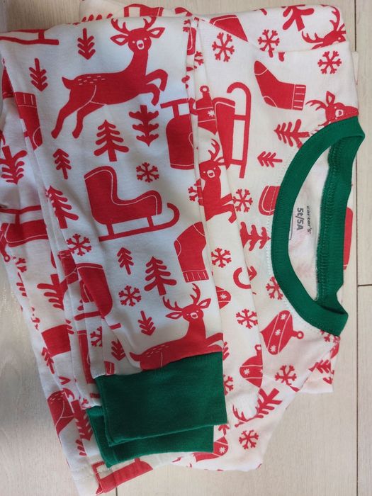 Новорічна піжамка Carter's, 5T