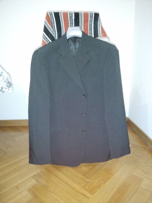 Classic Men's Suit by Barred's: Jacket Size 56, Pants Size 50