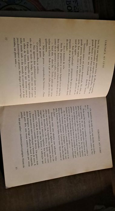 Livro "Verónica ao Leme"