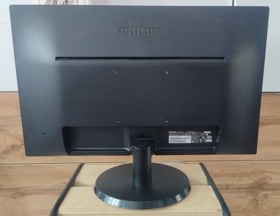 Monitor Philips 223V5 LED 21,5"