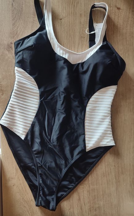 Fato de banho a estrear