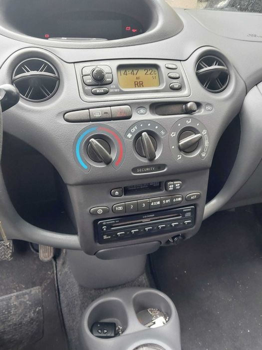 Toyota Yaris 2001 1.0 vvt-i